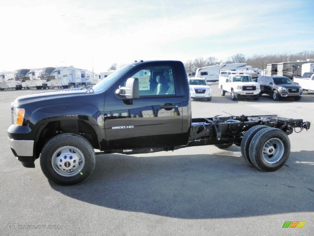Onyx Black 2013 GMC Sierra 3500HD Regular Cab 4x4 Chassis Exterior Photo #77114115