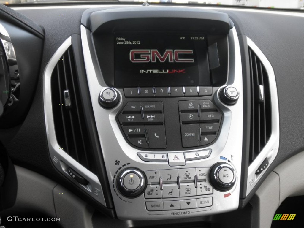 2013 GMC Terrain SLE AWD Controls Photo #77114463