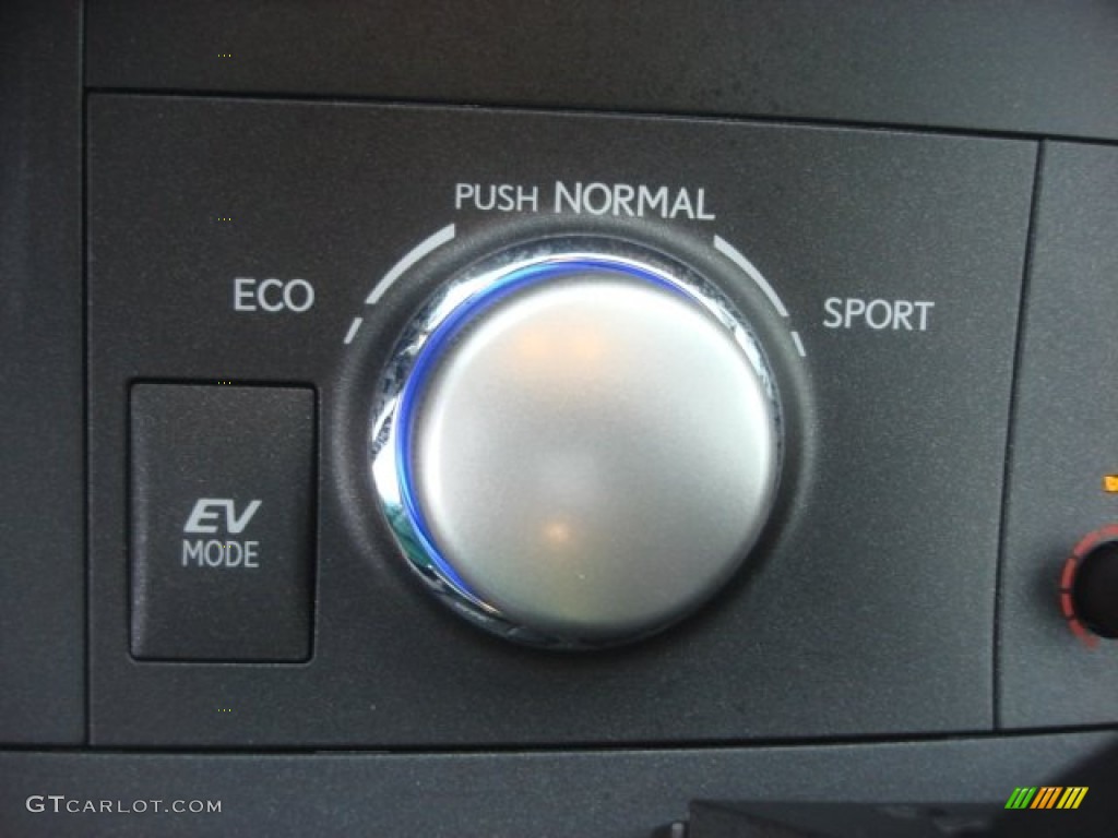 2012 Lexus CT 200h Hybrid Premium Controls Photo #77117570