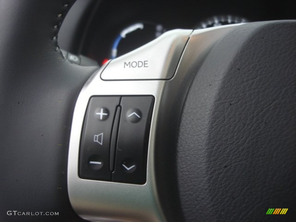 2012 Lexus CT 200h Hybrid Premium Controls Photo #77117654