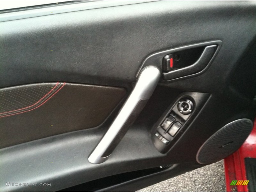 2005 Tiburon GT - Electric Red / Black photo #7