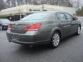 Phantom Gray Pearl - Avalon XLS Photo No. 4