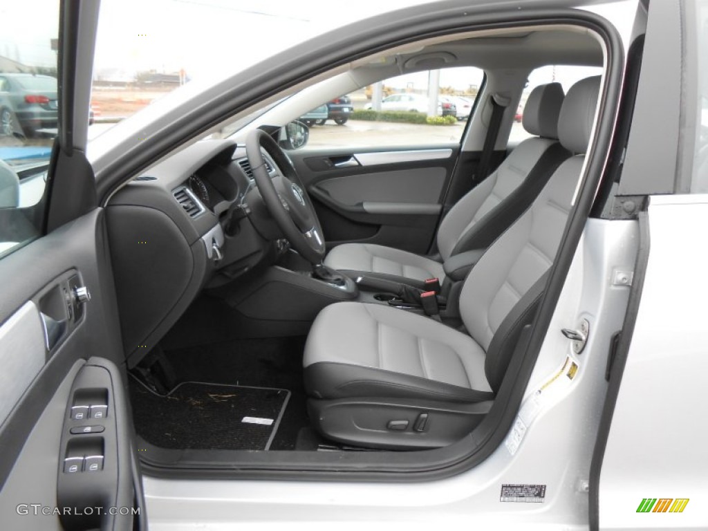 Titan Black Interior 2013 Volkswagen Jetta Hybrid SEL Premium Photo #77121077