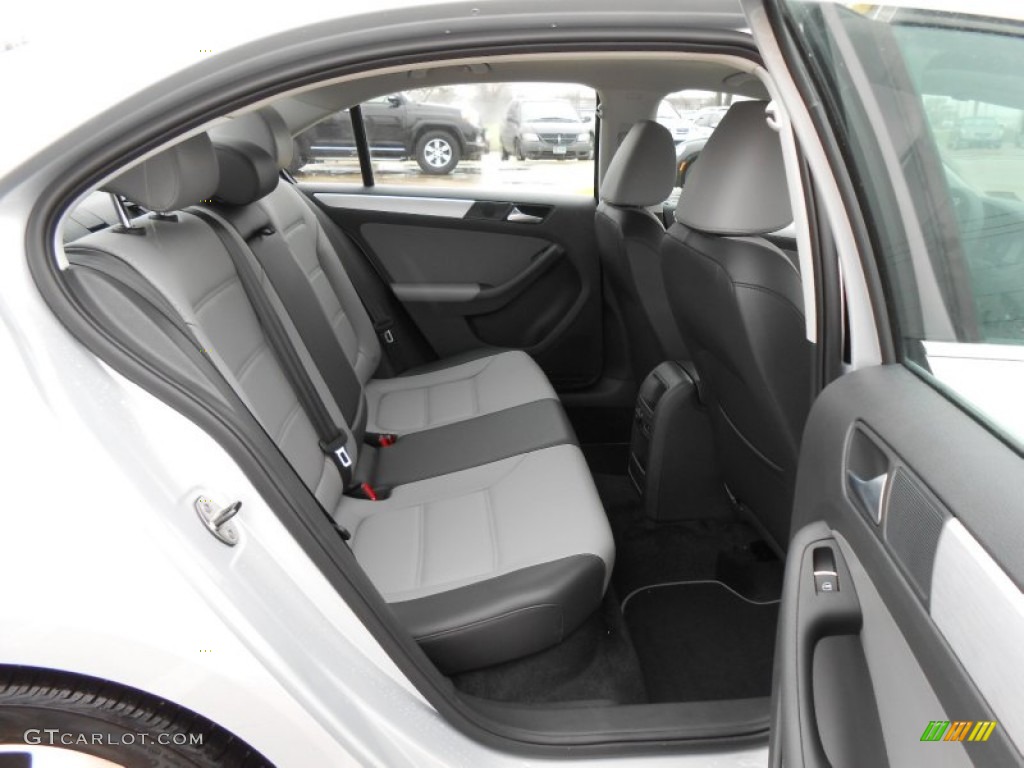 2013 Volkswagen Jetta Hybrid SEL Premium Rear Seat Photo #77121140
