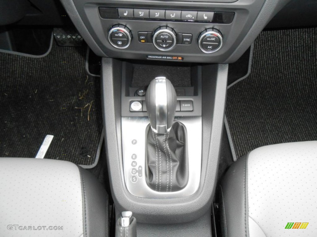 2013 Volkswagen Jetta Hybrid SEL Premium 7 Speed DSG Dual-Clutch Automatic Transmission Photo #77121251