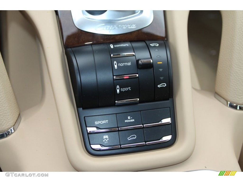 2013 Porsche Cayenne S Hybrid Controls Photo #77121470