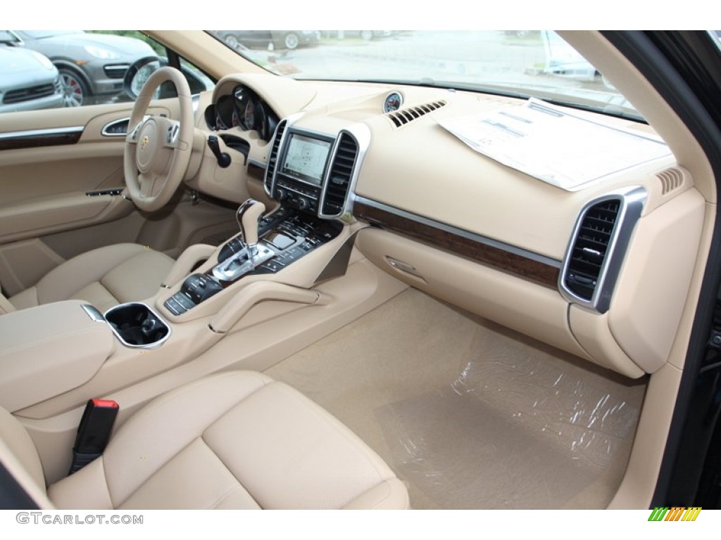 2013 Porsche Cayenne S Hybrid Luxor Beige Dashboard Photo #77121578