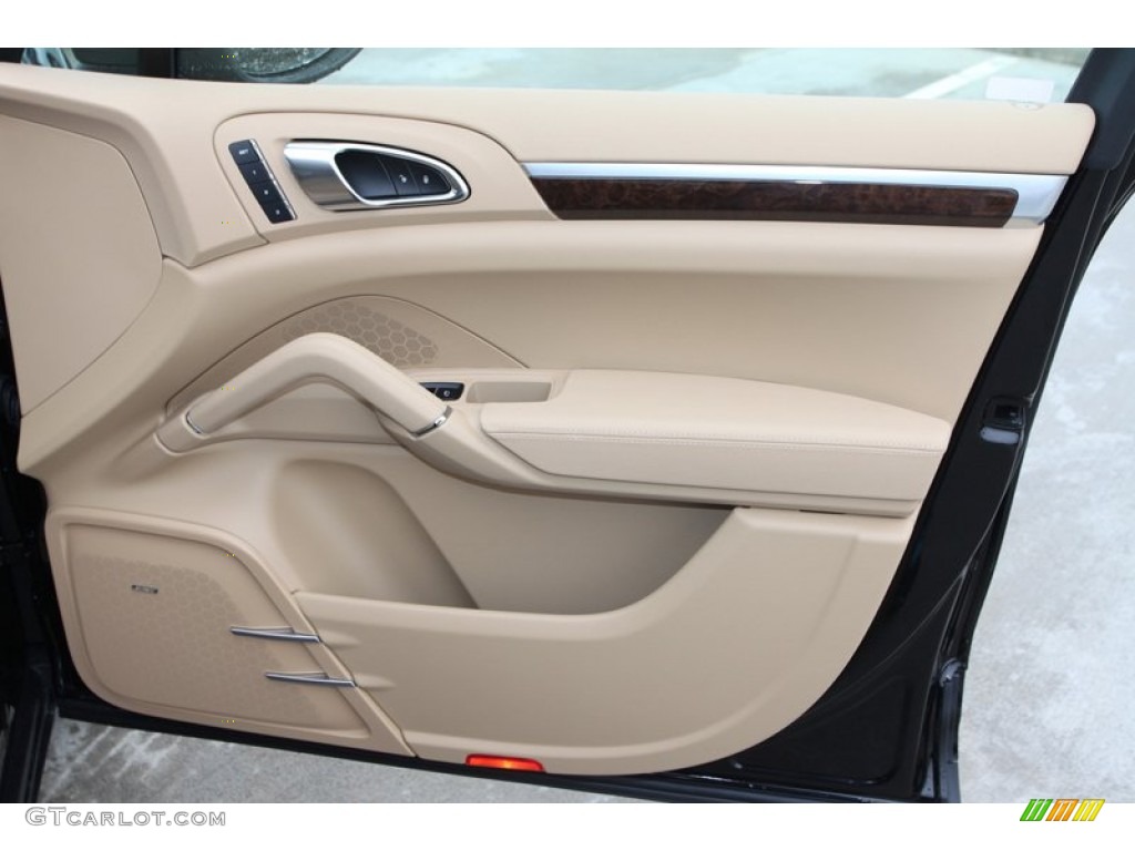 2013 Porsche Cayenne S Hybrid Luxor Beige Door Panel Photo #77121614