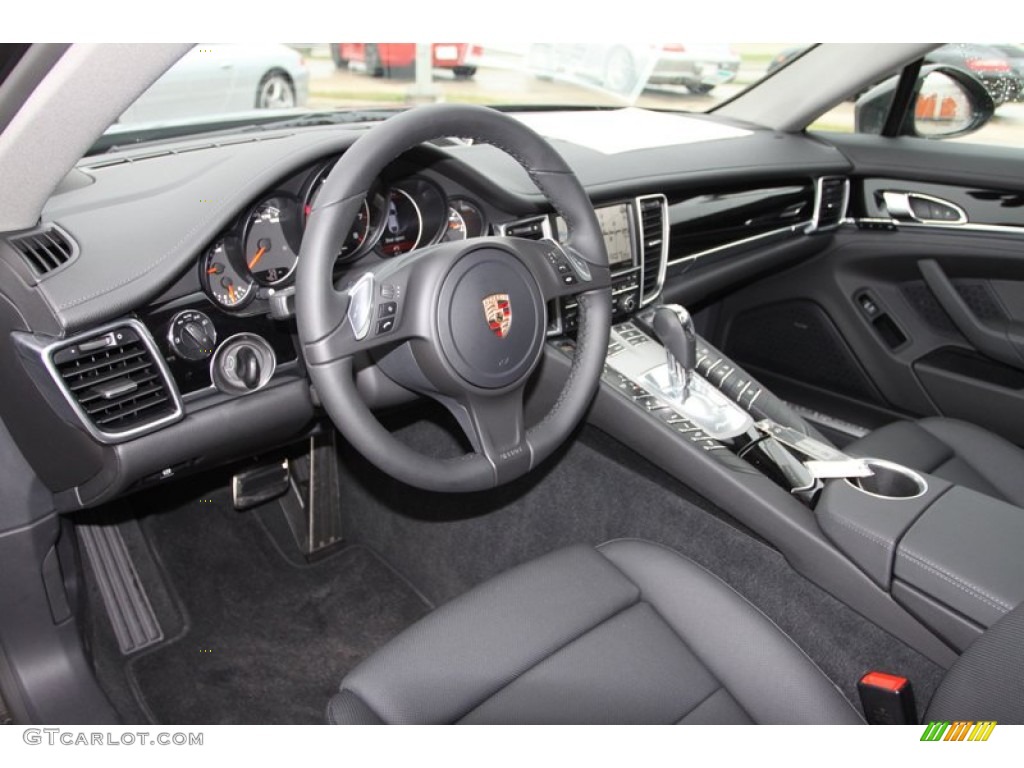 Black Interior 2013 Porsche Panamera V6 Photo #77121953