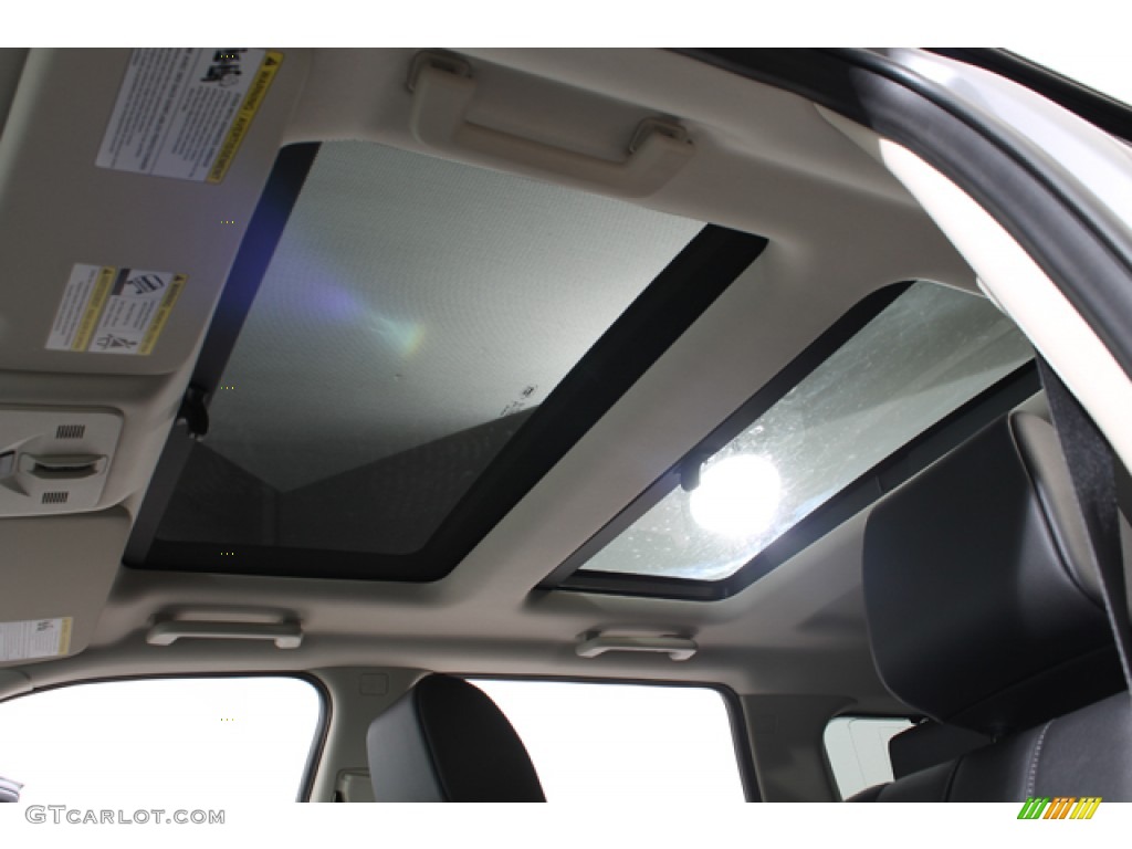2012 Land Rover LR2 3.2 Sunroof Photo #77121983
