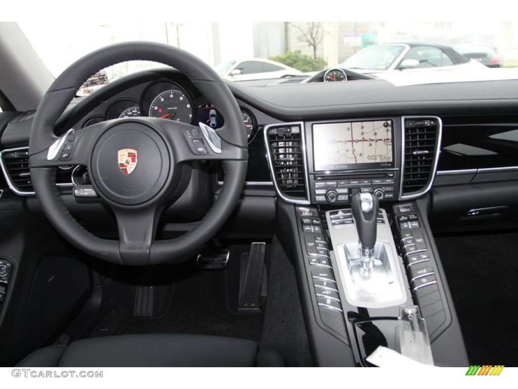 2013 Porsche Panamera V6 Black Dashboard Photo #77122053