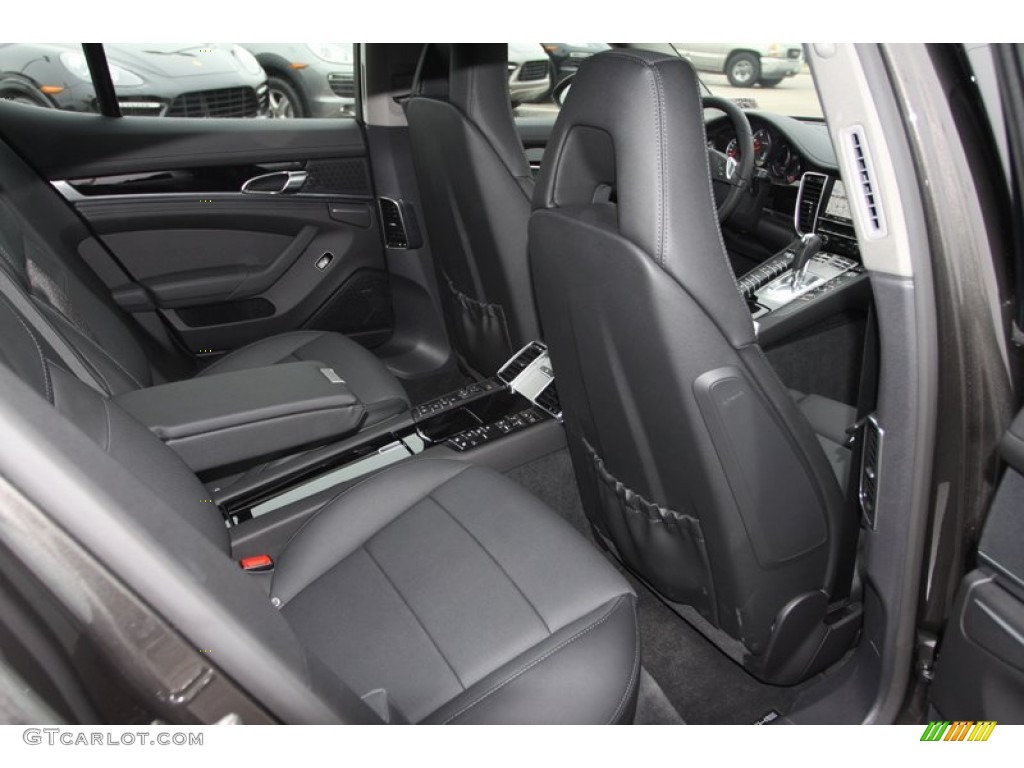 Black Interior 2013 Porsche Panamera V6 Photo #77122202