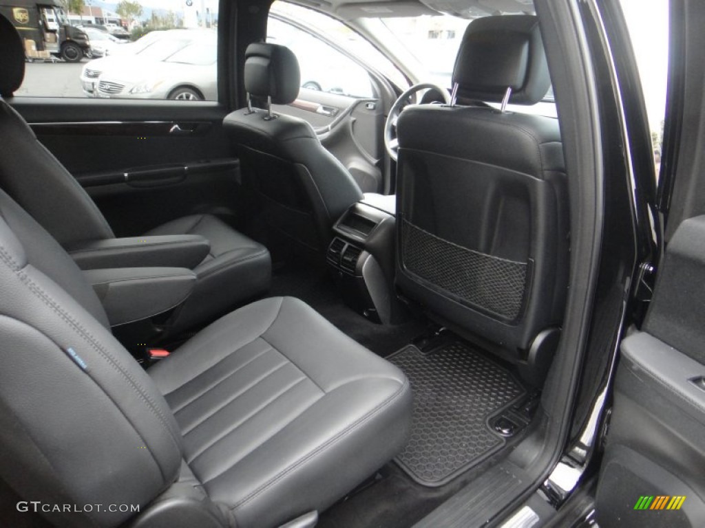 2010 Mercedes-Benz R 350 BlueTEC 4Matic Rear Seat Photos