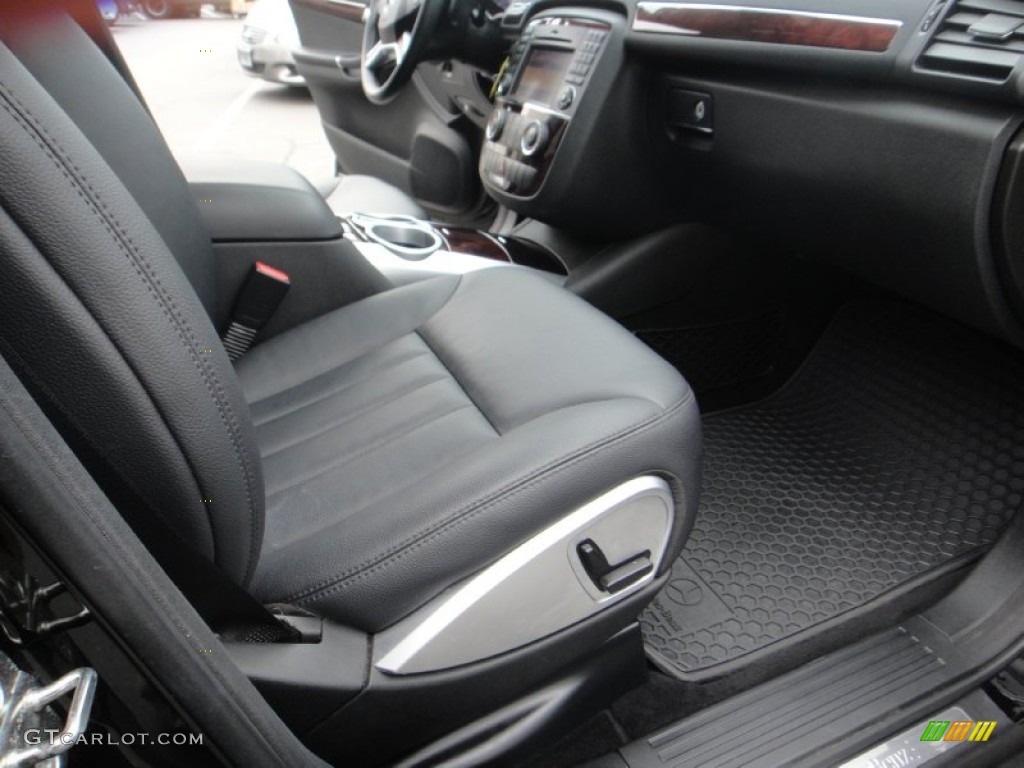2010 Mercedes-Benz R 350 BlueTEC 4Matic Front Seat Photo #77122457
