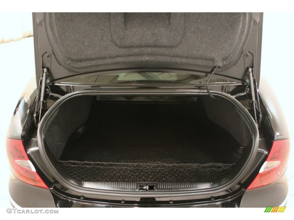 2006 Buick LaCrosse CXS Trunk Photos