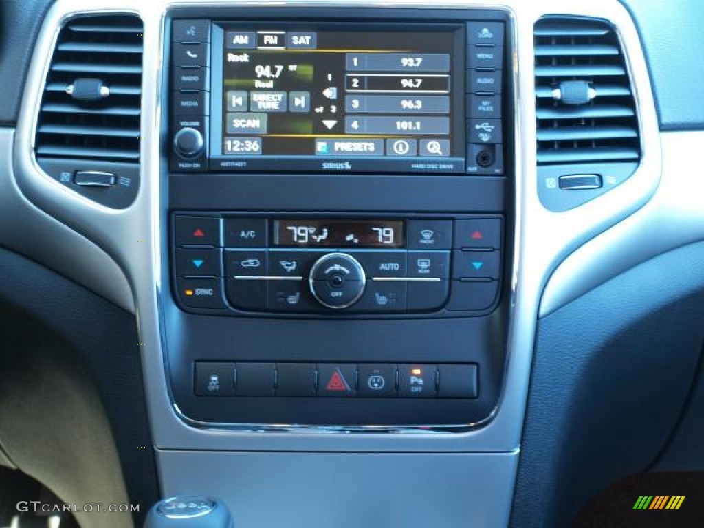 2013 Grand Cherokee Trailhawk 4x4 - Bright Silver Metallic / Trailhawk Black/Red Stitching photo #6