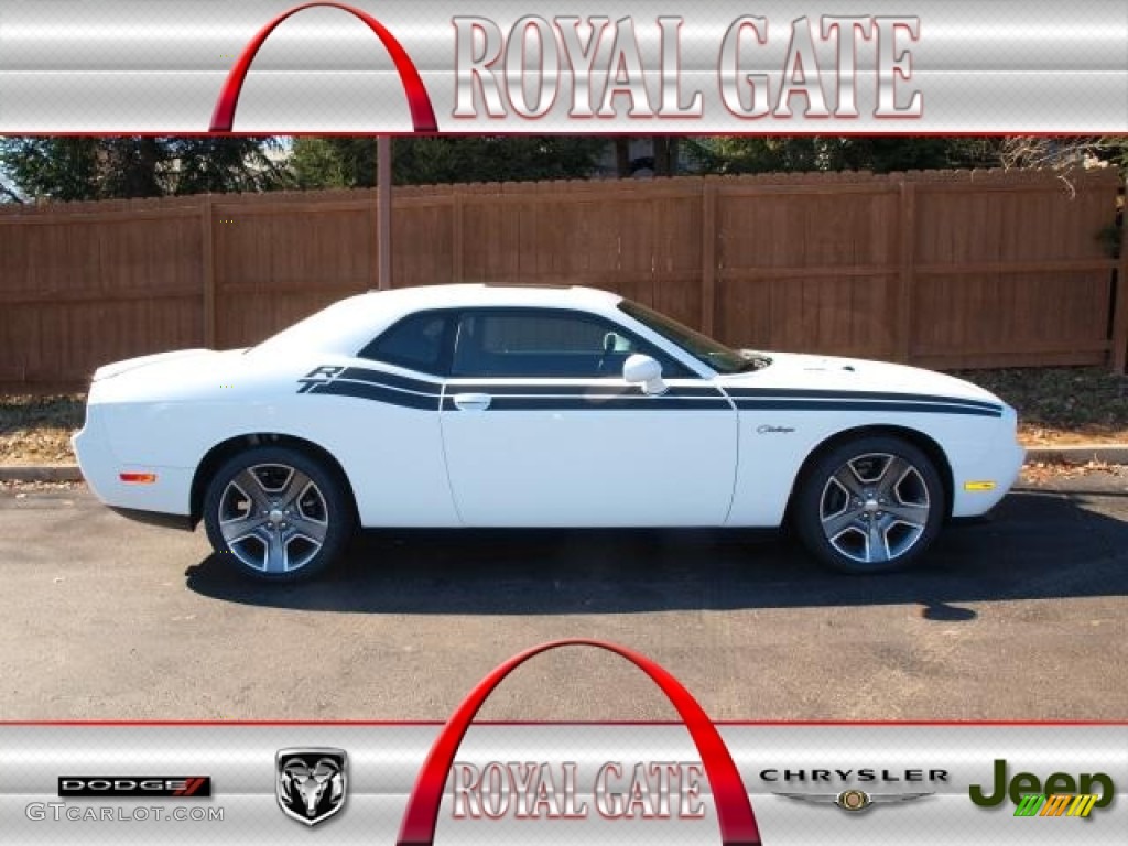 2013 Challenger R/T Classic - Bright White / Dark Slate Gray photo #1
