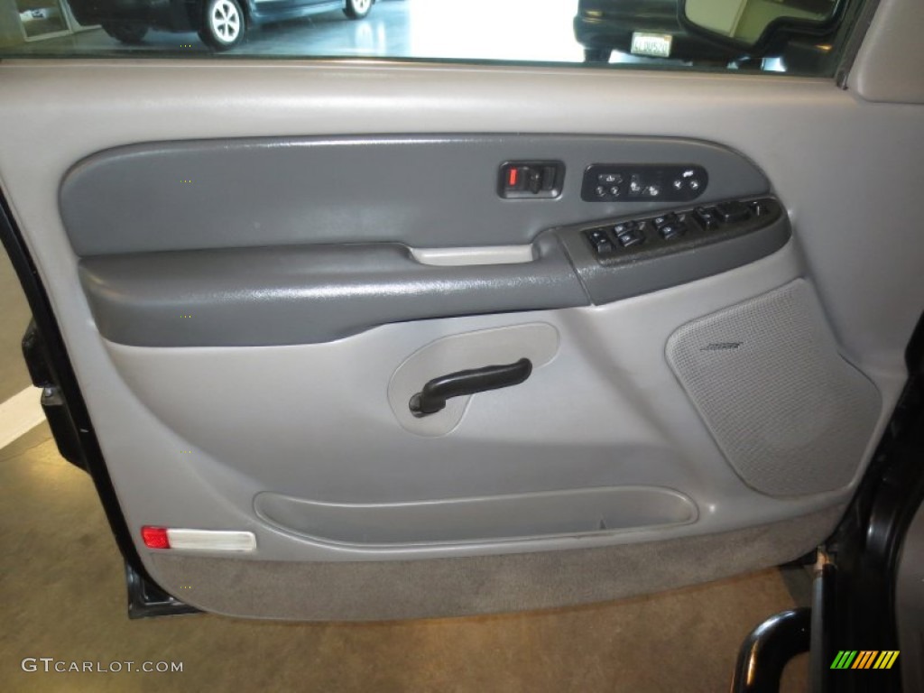 2003 Suburban 1500 Z71 4x4 - Black / Gray/Dark Charcoal photo #13