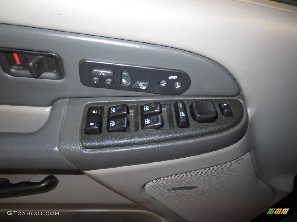 2003 Suburban 1500 Z71 4x4 - Black / Gray/Dark Charcoal photo #14