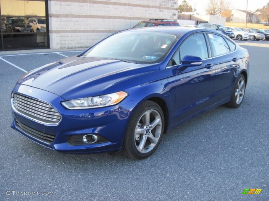 2013 Fusion SE 2.0 EcoBoost - Deep Impact Blue Metallic / SE Appearance Package Charcoal Black/Red Stitching photo #2