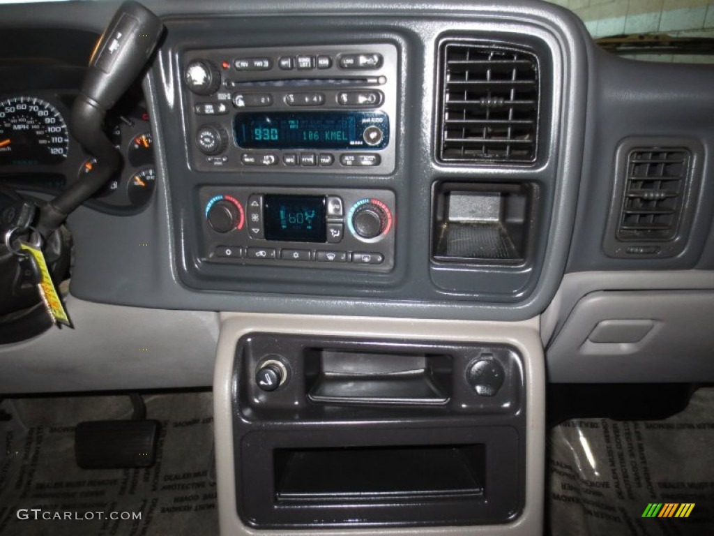 2003 Suburban 1500 Z71 4x4 - Black / Gray/Dark Charcoal photo #24