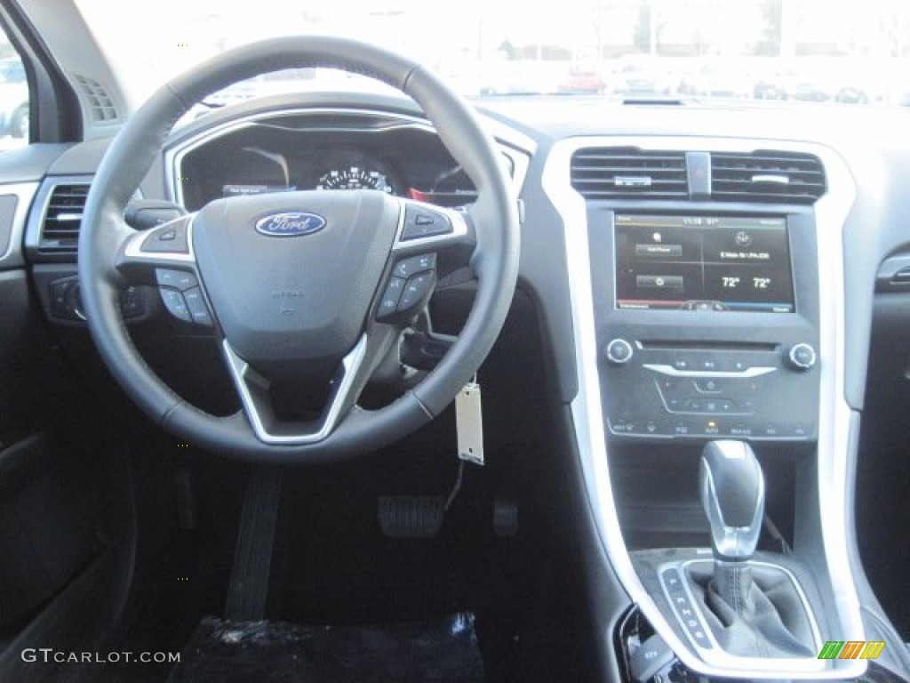 2013 Ford Fusion SE 2.0 EcoBoost SE Appearance Package Charcoal Black/Red Stitching Dashboard Photo #77126899