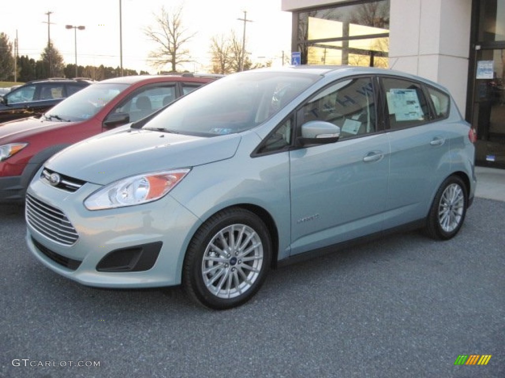 Ice Storm 2013 Ford C-Max Hybrid SE Exterior Photo #77127140