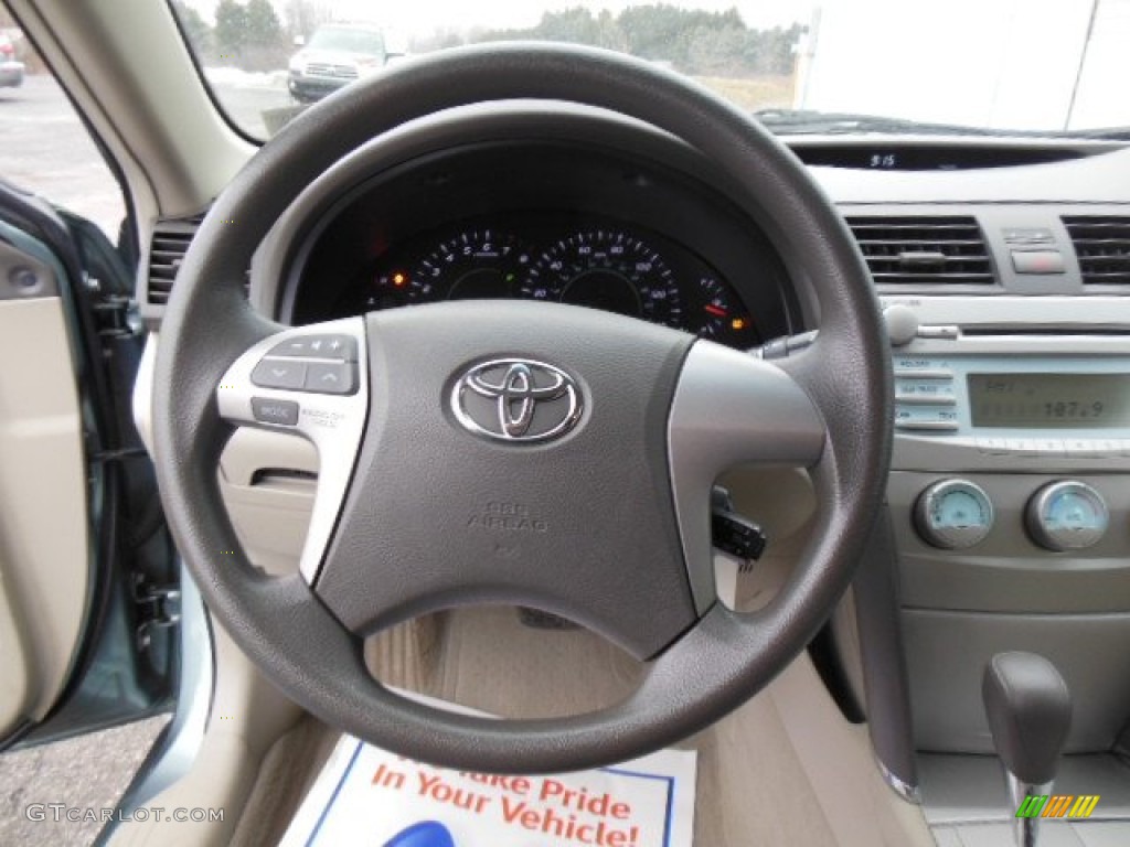 2007 Toyota Camry LE Bisque Steering Wheel Photo #77128513