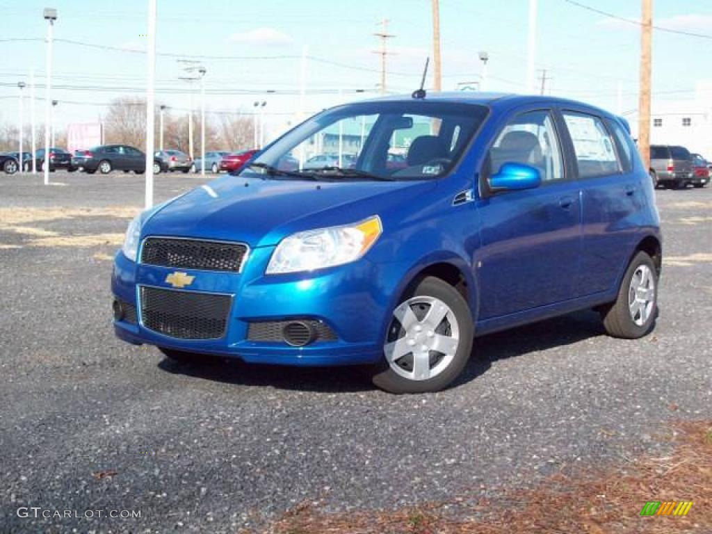 2009 Aveo Aveo5 LT - Bright Blue / Charcoal photo #1
