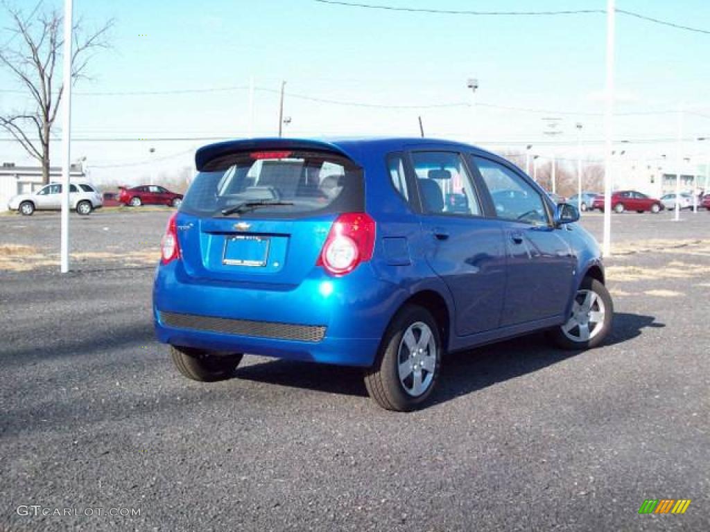 2009 Aveo Aveo5 LT - Bright Blue / Charcoal photo #3