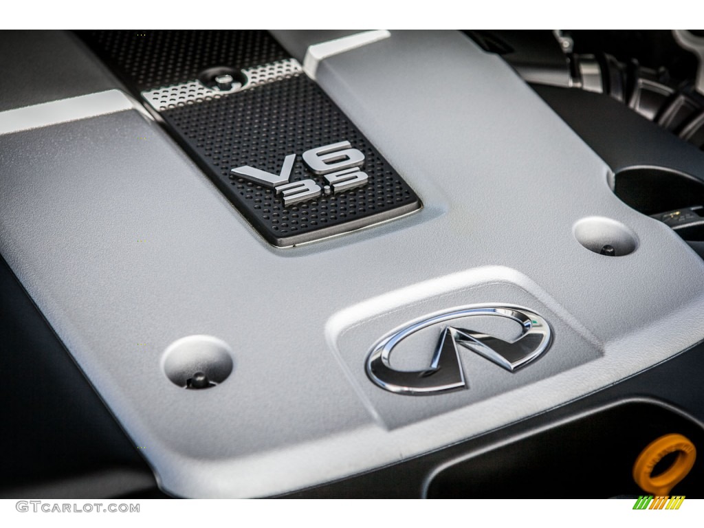 2011 Infiniti FX 35 Engine Photos