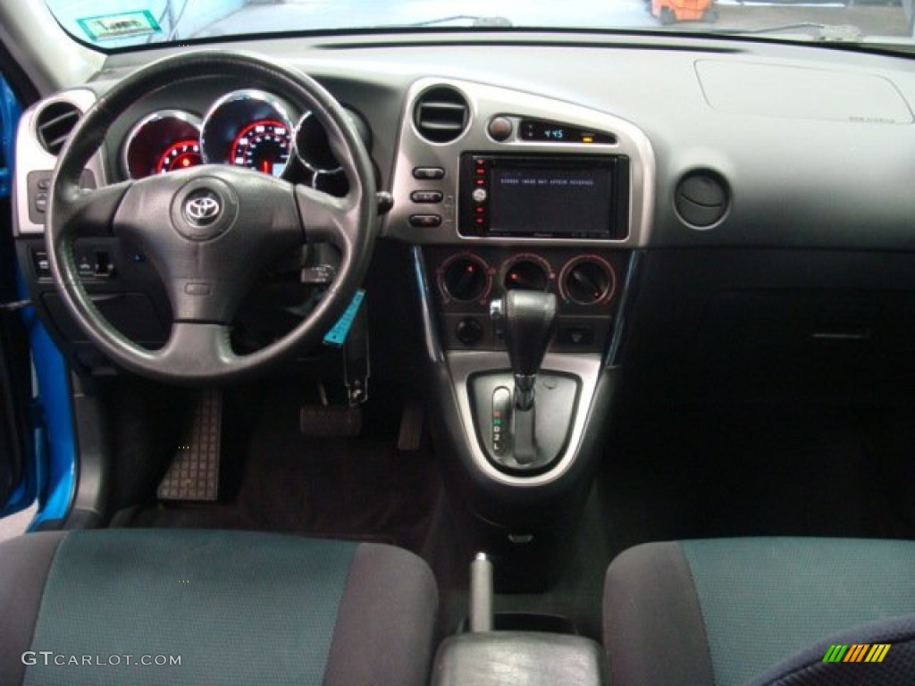 2007 Matrix  - Speedway Blue Pearl / Dark Charcoal photo #10