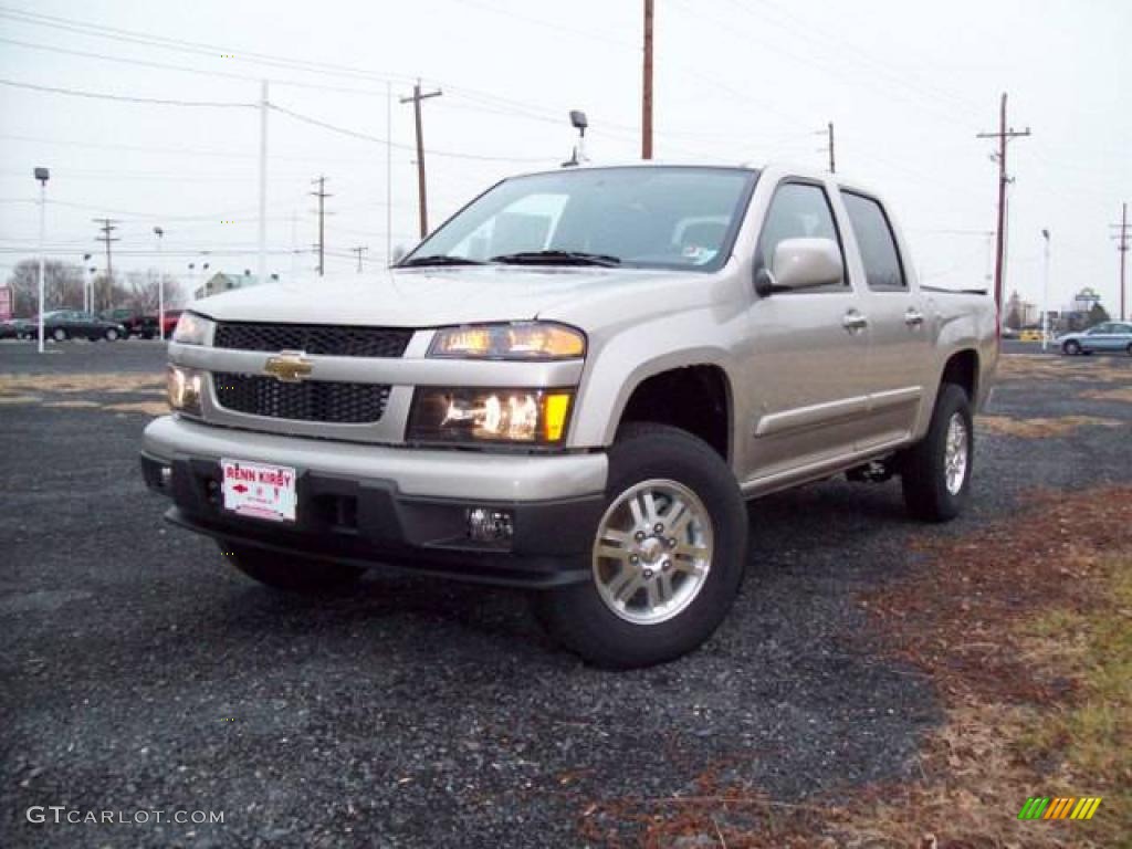 Silver Birch Metallic Chevrolet Colorado