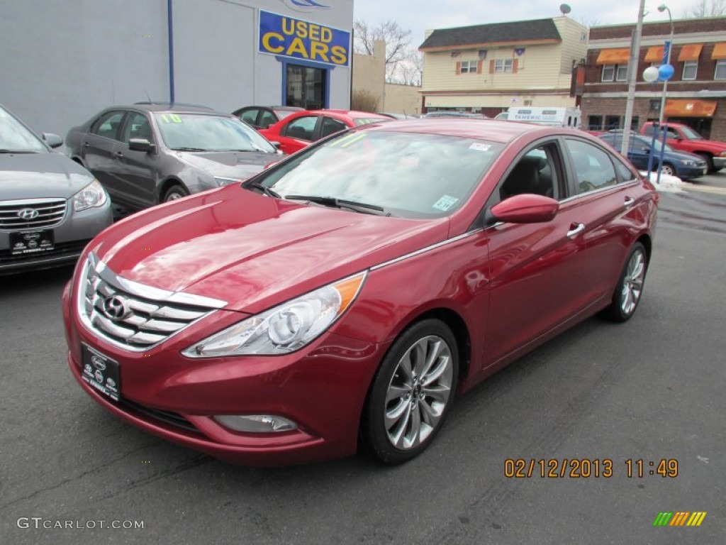 2011 Sonata SE - Venetian Red / Black photo #2