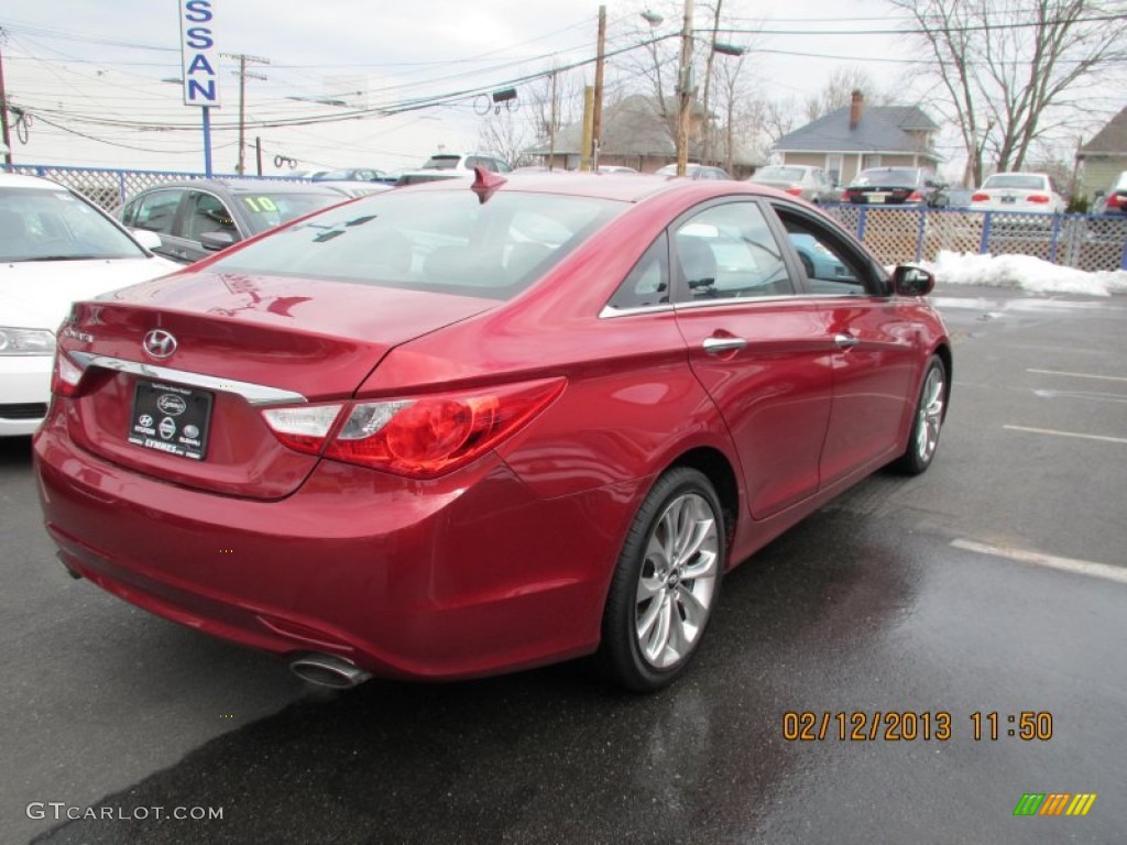 2011 Sonata SE - Venetian Red / Black photo #4