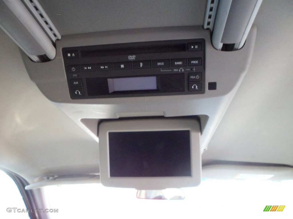 2005 Pontiac Montana SV6 FWD Entertainment System Photo #77132979