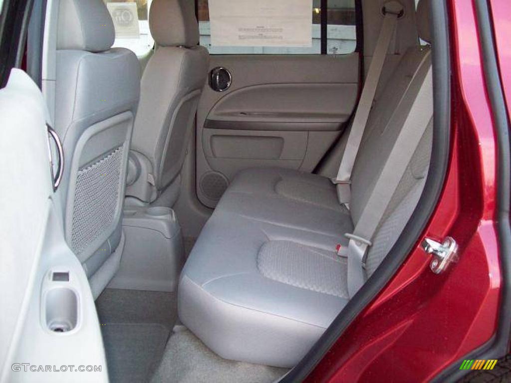 2009 HHR LT - Cardinal Red Metallic / Gray photo #8