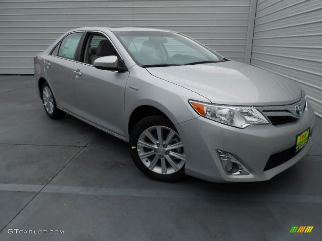 2013 Camry Hybrid XLE - Classic Silver Metallic / Light Gray photo #1