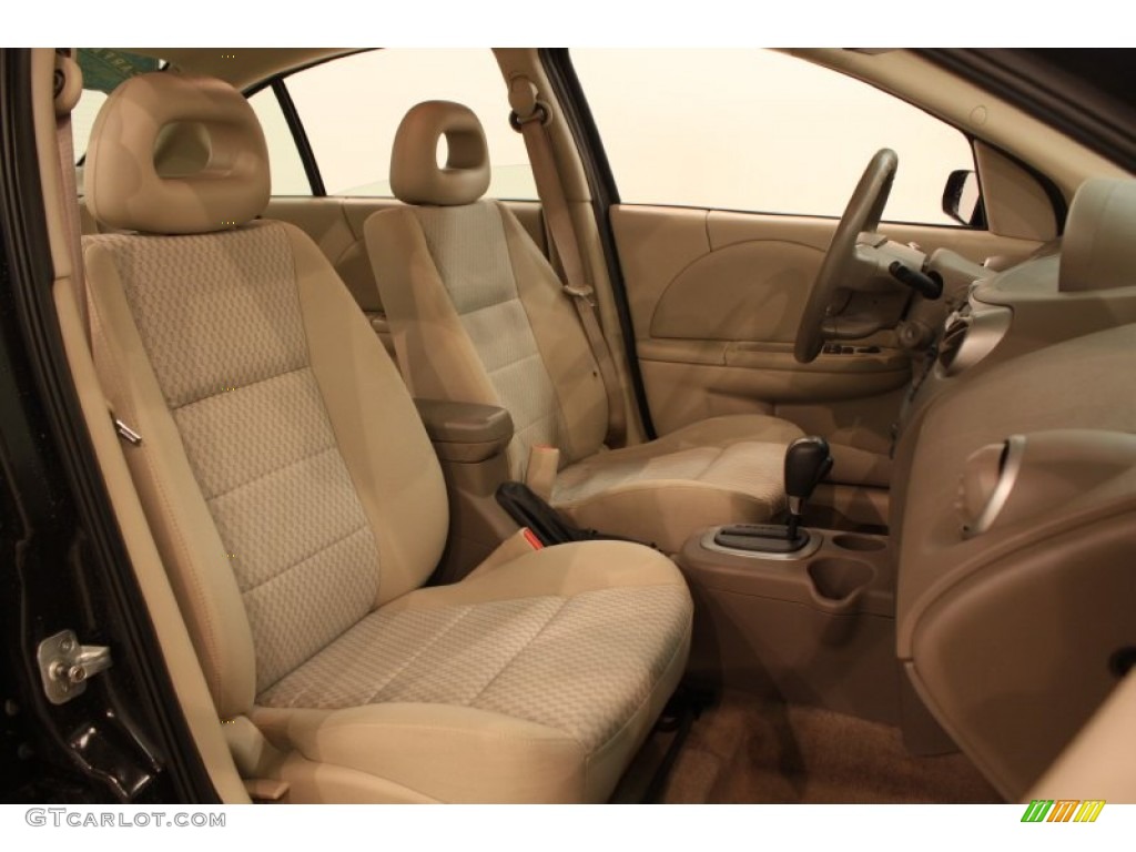 Tan Interior 2005 Saturn ION 2 Sedan Photo #77134796