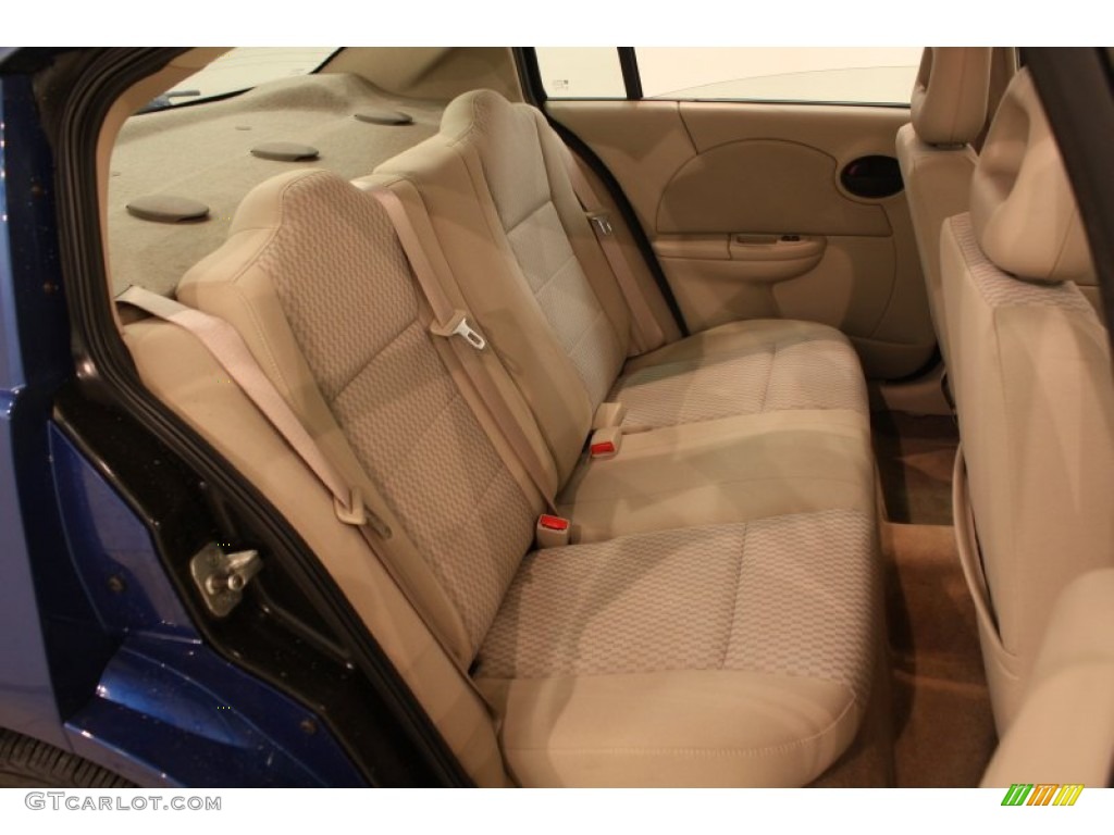 Tan Interior 2005 Saturn ION 2 Sedan Photo #77134799