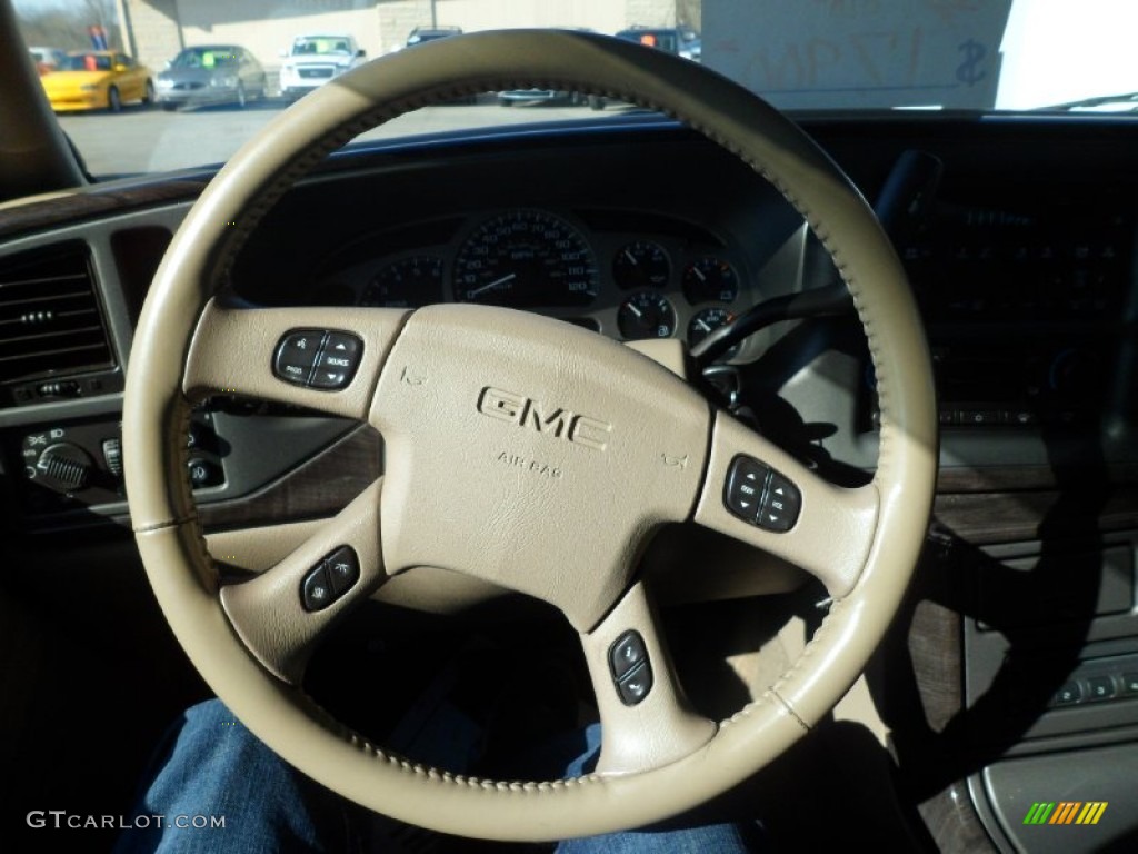 2005 GMC Yukon XL Denali AWD Sandstone Steering Wheel Photo #77135514