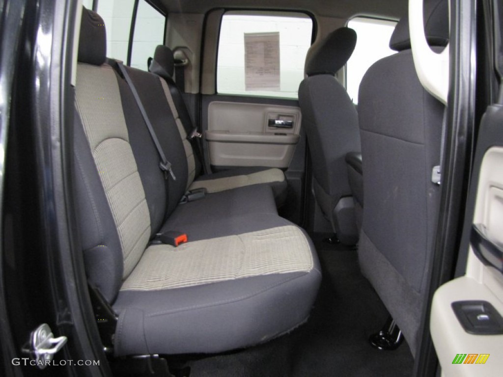 2010 Dodge Ram 1500 SLT Quad Cab 4x4 Rear Seat Photo #77135741