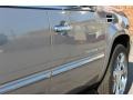 Quicksilver - Escalade EXT AWD Photo No. 20