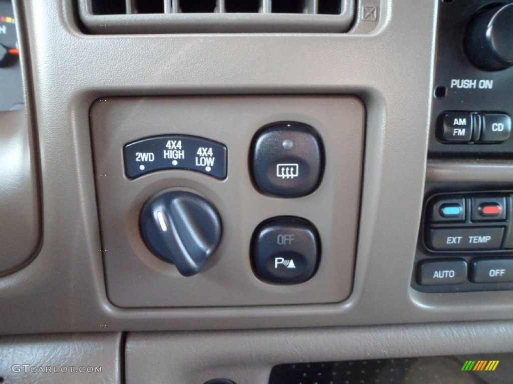 2002 Ford Excursion Limited 4x4 Controls Photo #77137231