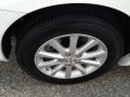 Super White - Camry XLE Photo No. 24