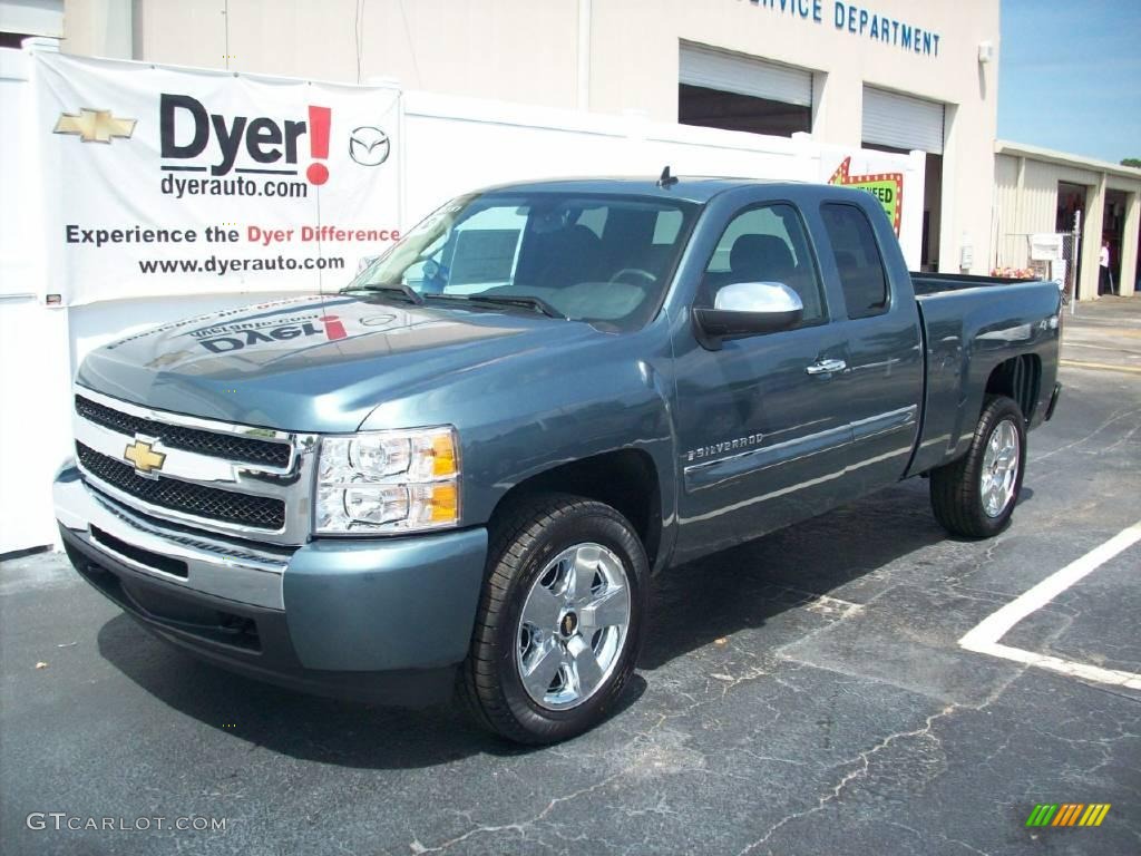 2009 Silverado 1500 LT Extended Cab 4x4 - Blue Granite Metallic / Ebony photo #1