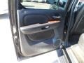 Black Raven - Escalade ESV AWD Photo No. 22