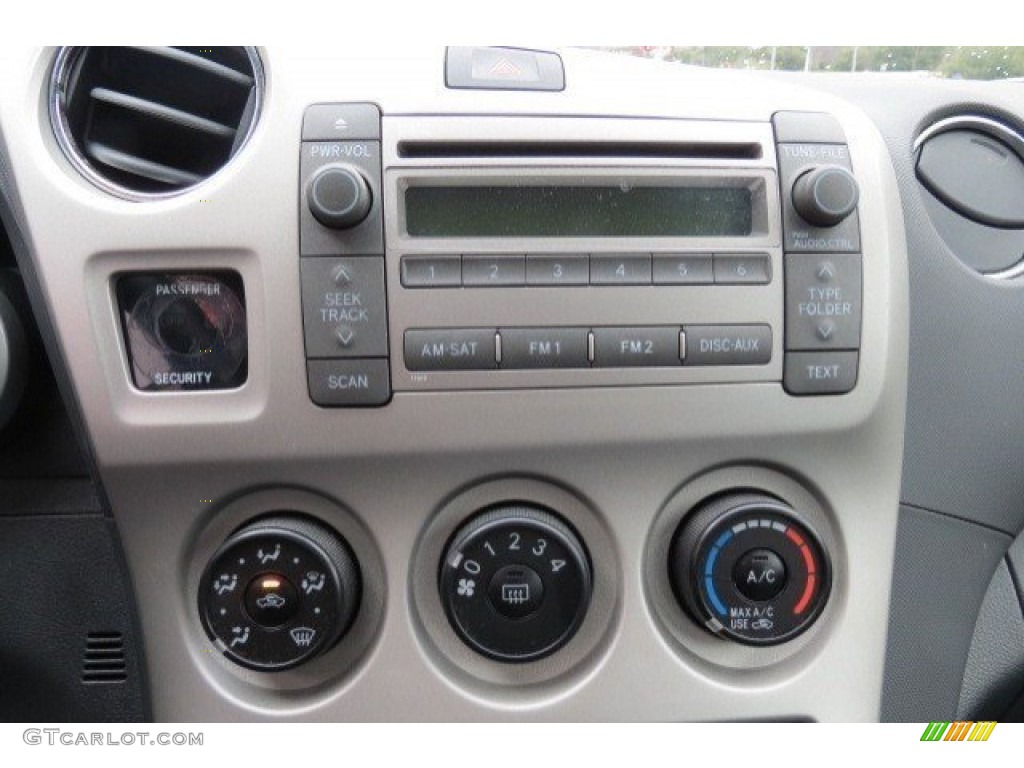 2009 Toyota Matrix 1.8 Controls Photo #77148036