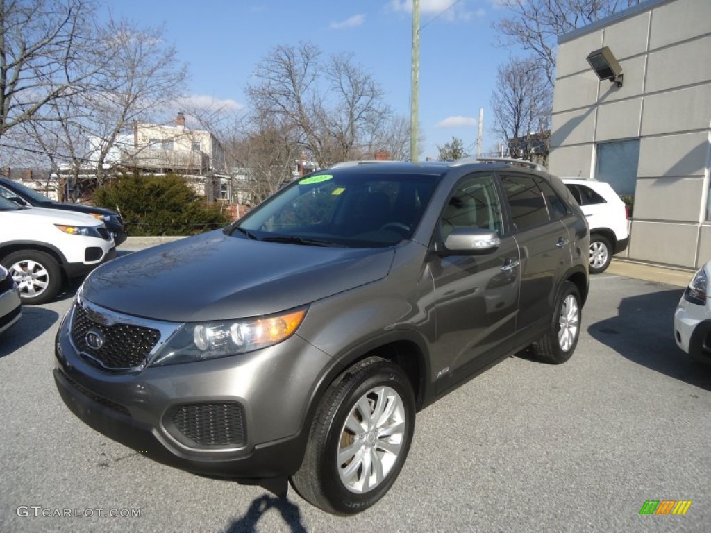 2011 Sorento LX V6 AWD - Titanium Silver / Black photo #2