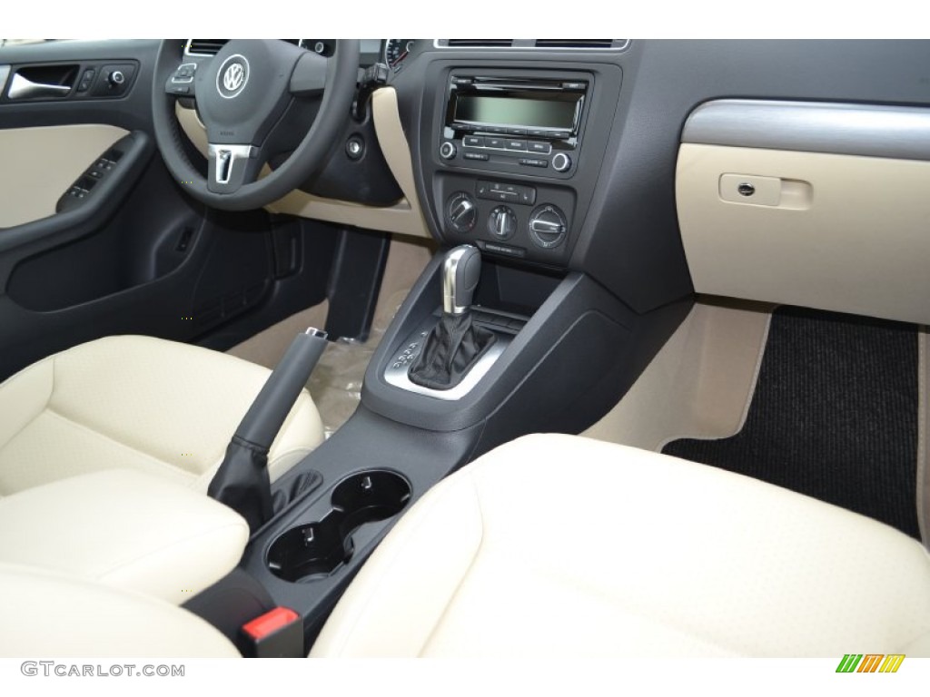 2013 Volkswagen Jetta TDI Sedan Controls Photo #77155694